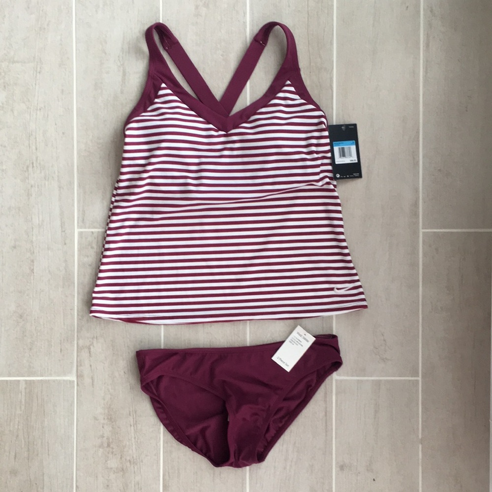 NWT Nike Nessa Tankini 2 piece Medium